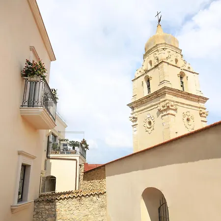 Bed & Breakfast Al Castello Relais 4*